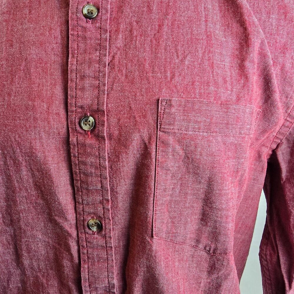 Banana Republic Shirt Men Large Red Solid Button Up Untucked Fit Chambray Preppy - Picture 3 of 9